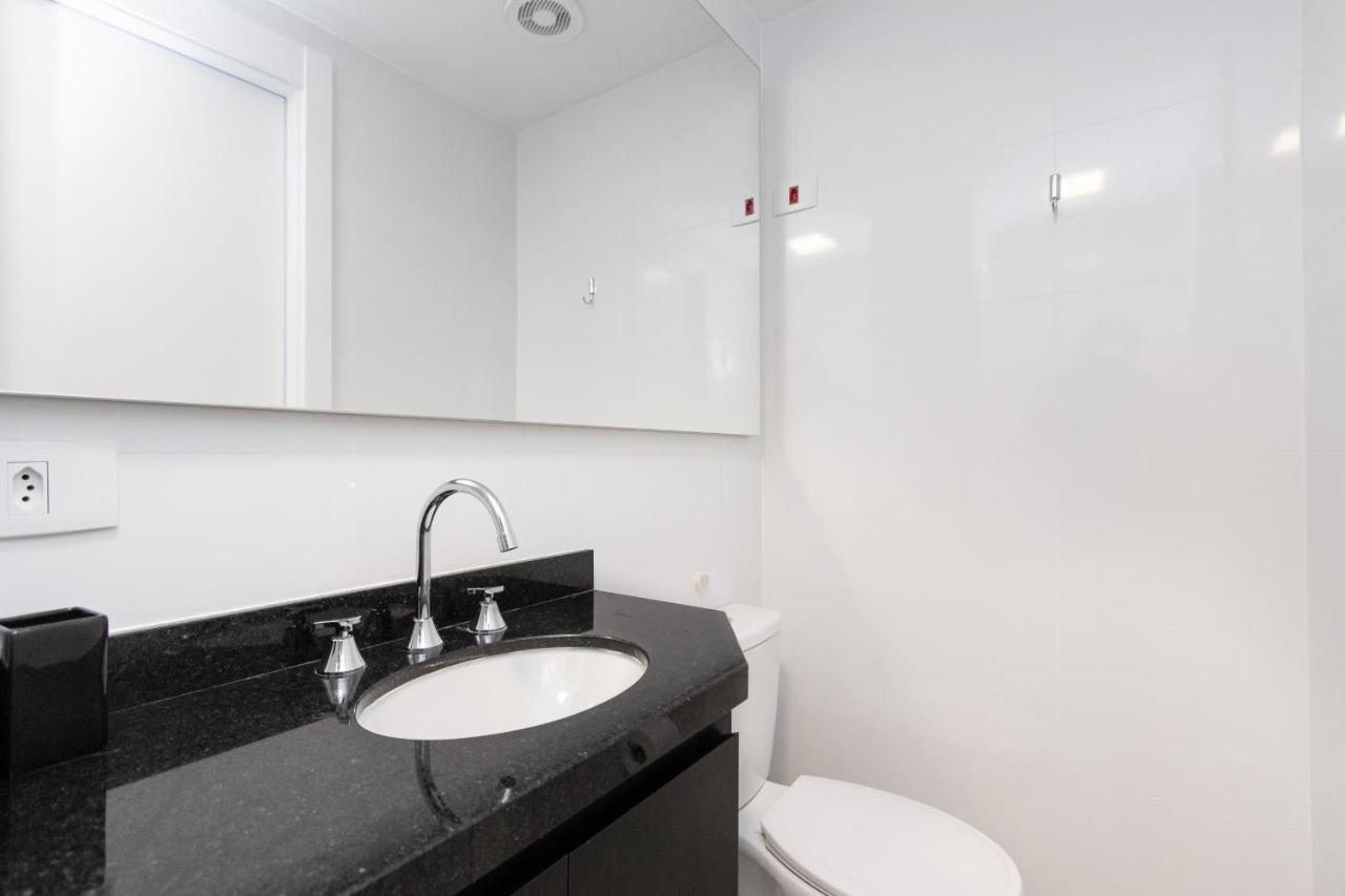 Apartamento Belo E Charmoso No Centro - Ayn033